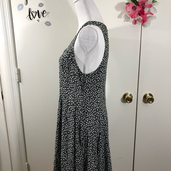 HAMPTON DRESS CO. SCOOP NECK FLARED FLORAL SZ 12 - Picture 3 of 6